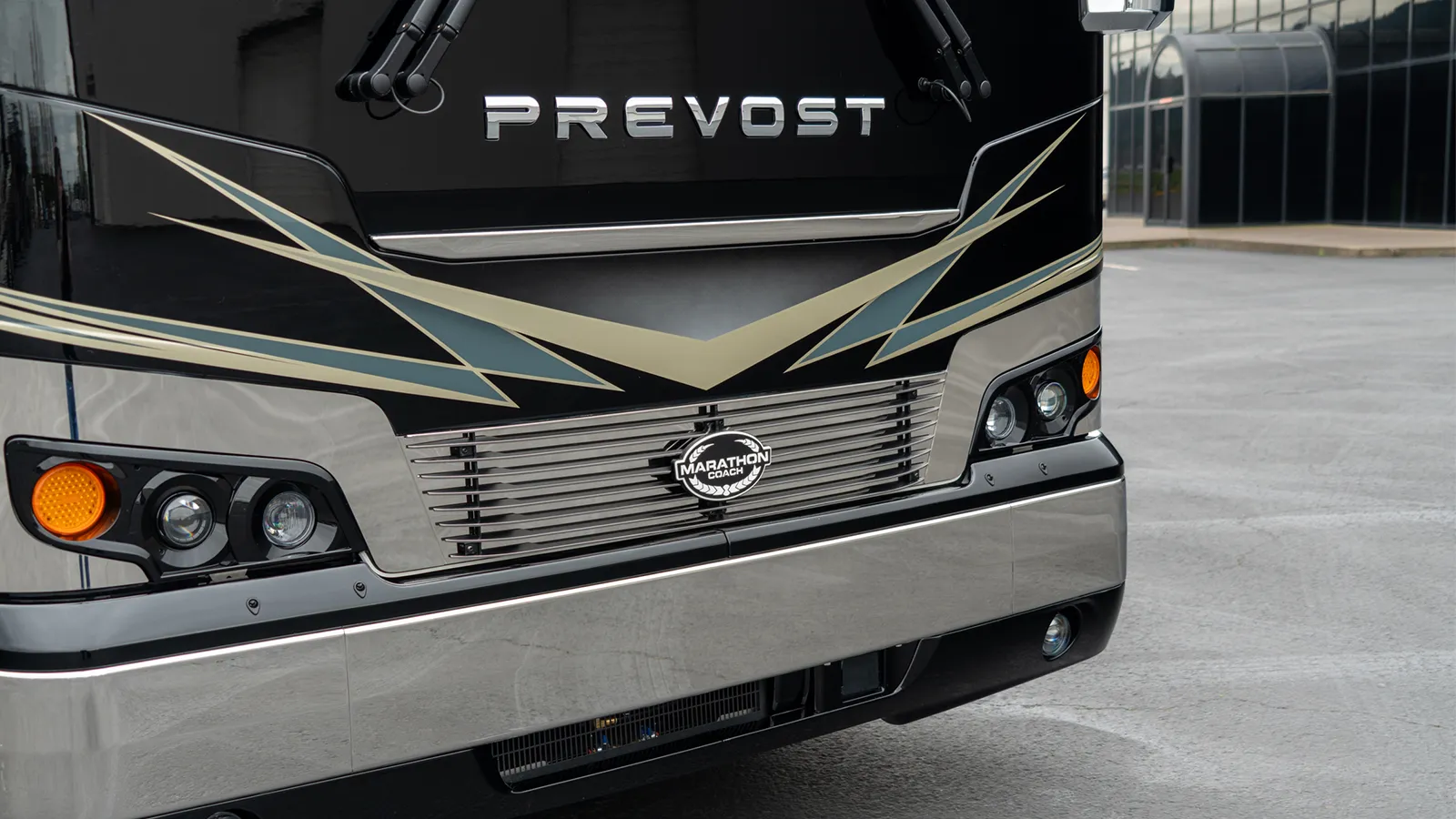 Coach 1421: Refined Inside and Out